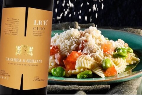 Farfalle Fave Guanciale e Provolone Cirò Rosso Classico Superiore Riserva Lice 2021 Caparra & Siciliani