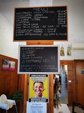 Agriturismo Panorama Teramo, the blackboard menu