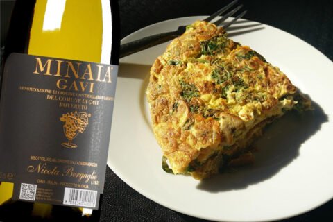 Frittata di verdure e Gavi del Comune di Gavi Minaia 2023 Nicola Bergaglio