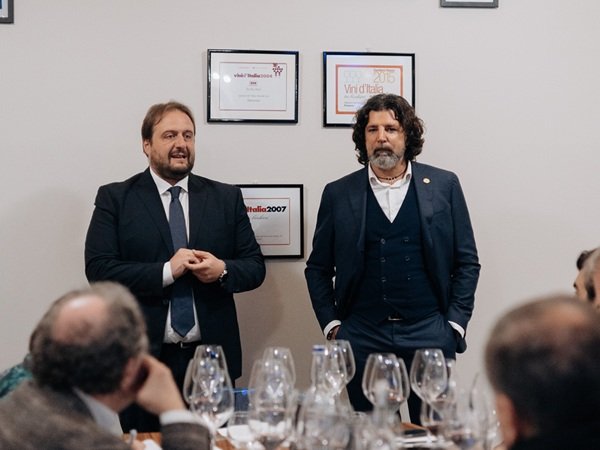 Paternoster, verticale Rotondo. Fabio Mecca e Giancarlo Tommasi