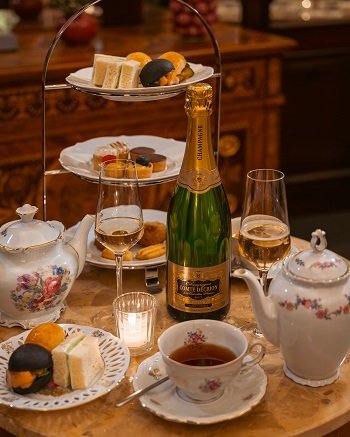 Tea Room Palazzo del Giglio Firenze