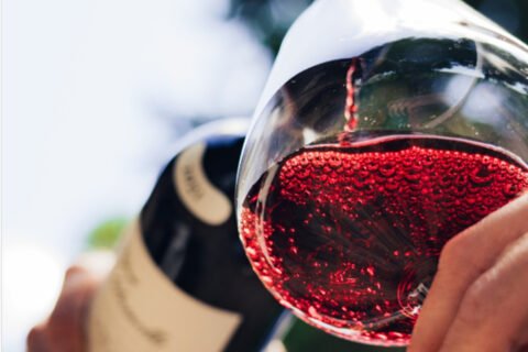 I migliori vini rossi italiani sotto i 30 euro