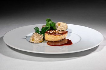 Wine Room by Luca Tegon