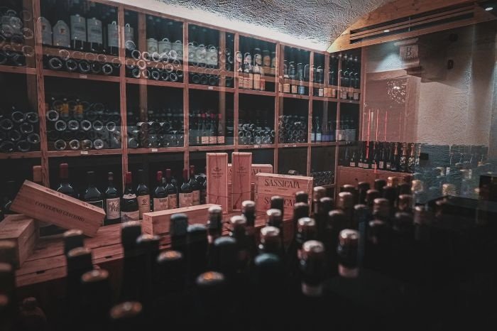 Bottega Vini Cortina bottiglie