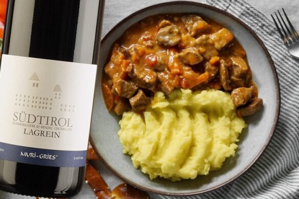 gulasch tirolese e alto adige lagrein 2024 Muri-Gries
