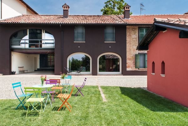 Il Borgo ApeRegina esterno