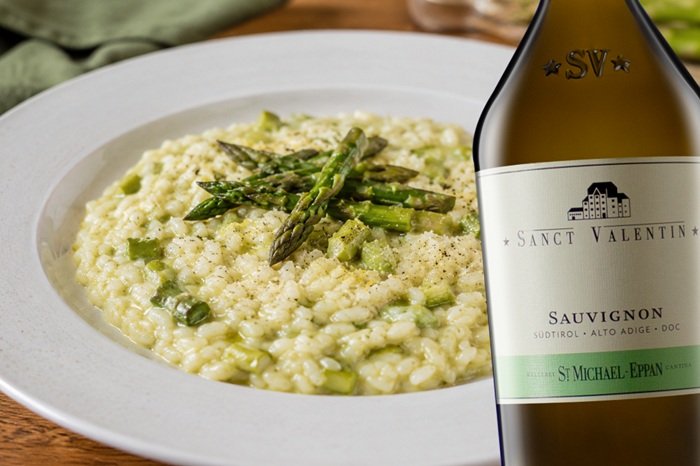 Risotto agli asparagi e Alto Adige Sauvignon Sanct Valentin San Michele Appiano