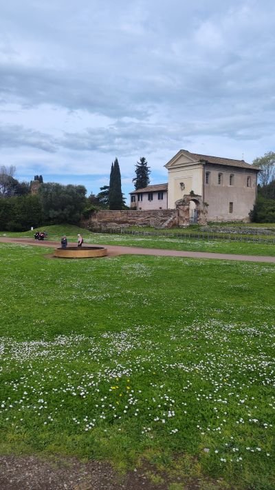 Vigna Barberini Colosseo - Avgusto