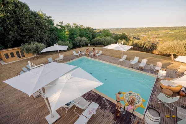 Castello di Semivicoli swimming pool