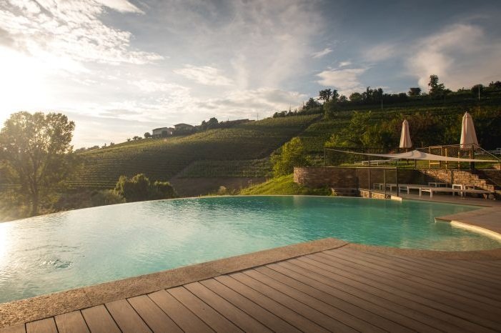 Réva Resort piscina