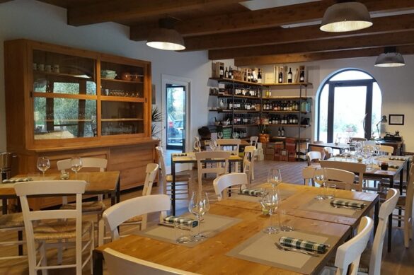 Osteria dei Merli Bolgheri sala