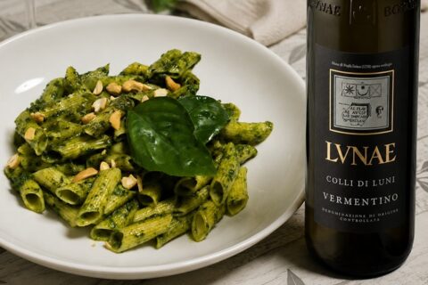 Penne di farina di mais e riso con Colli di Luni Vermentino Etichetta Nera 2025 Cantine Lunae Bosoni