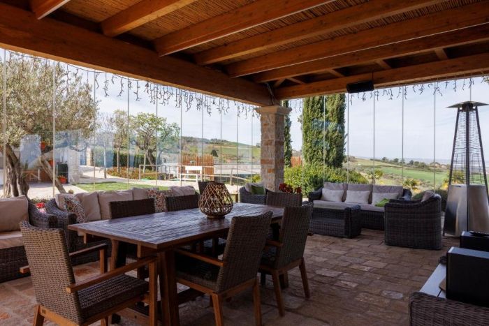 Agricolle degli Ulivi, cortile agriturismo